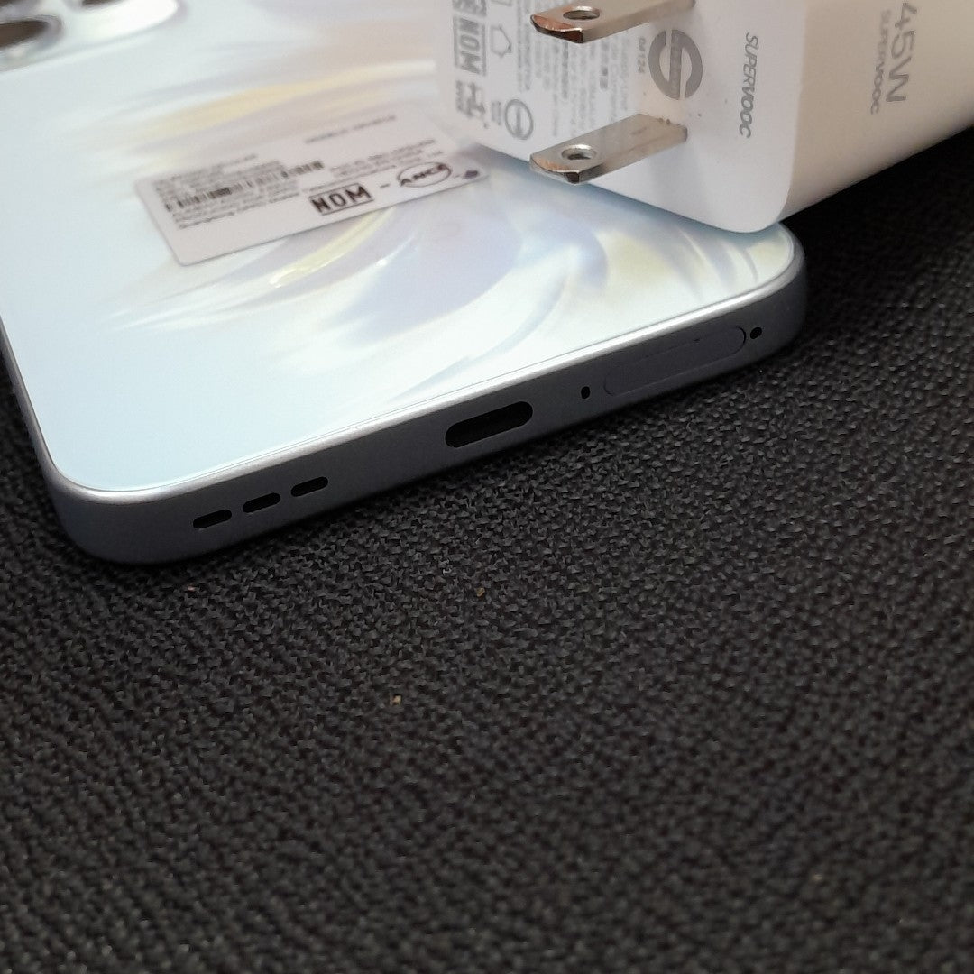 CELULAR OPPO RENO 14 F CPH2743 (2025) 256 GB 12 GB RAM (SEMINUEVO)
