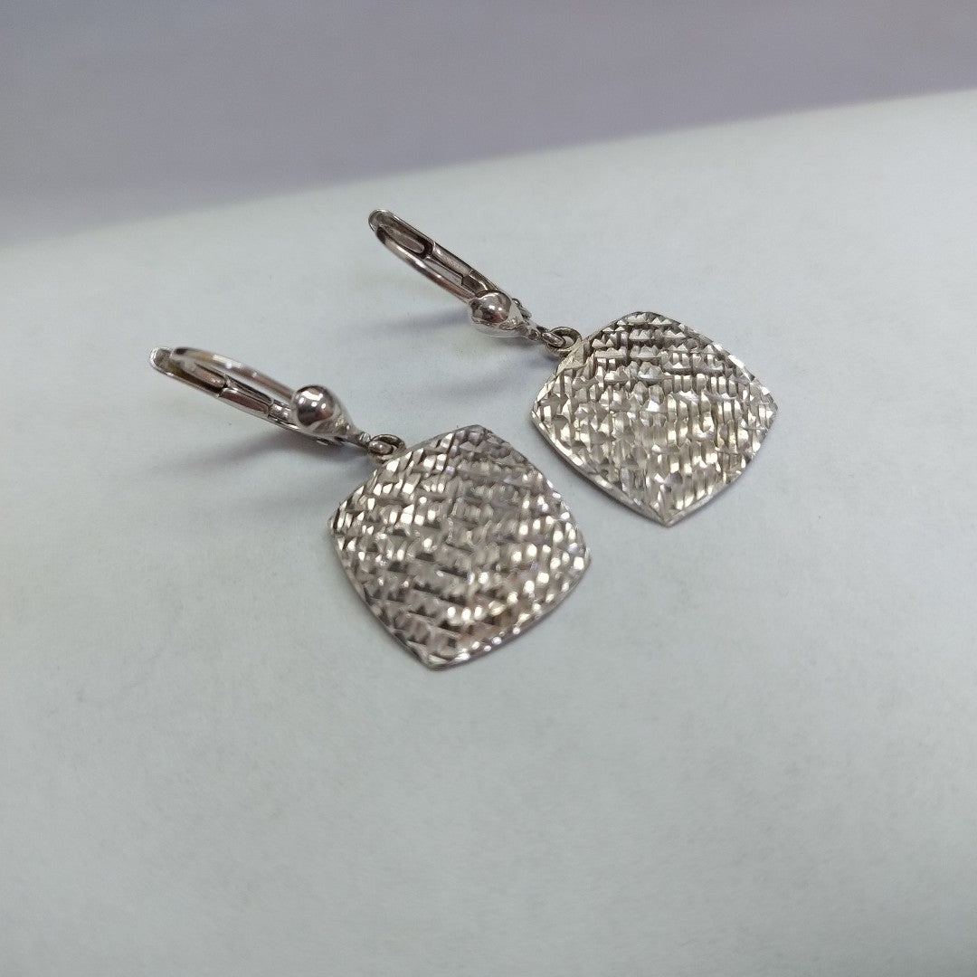 ARETES PAR ORO BLANCO 14 K 3.5 GRMS (SEMINUEVO)