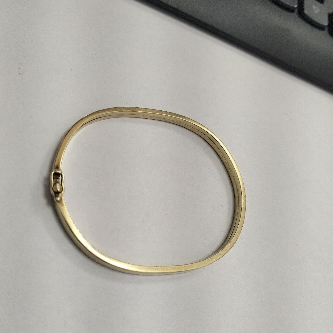 PULSERA RIGIDA ORO 14 K 6.6 GRMS (SEMINUEVO)