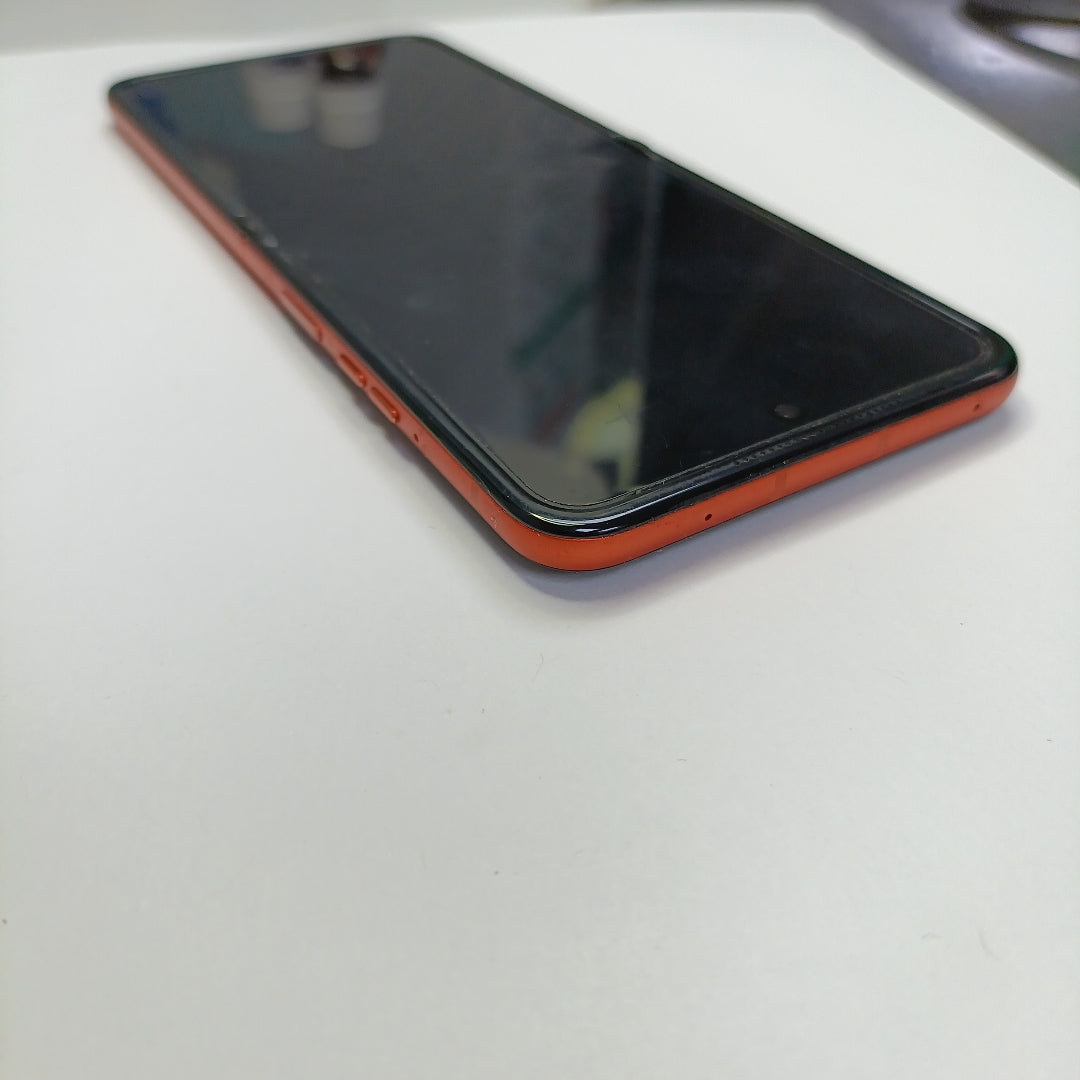 CELULAR MOTOROLA RAZR 50 5G XT2453-1 512 GB 12 GB RAM (SEMINUEVO)