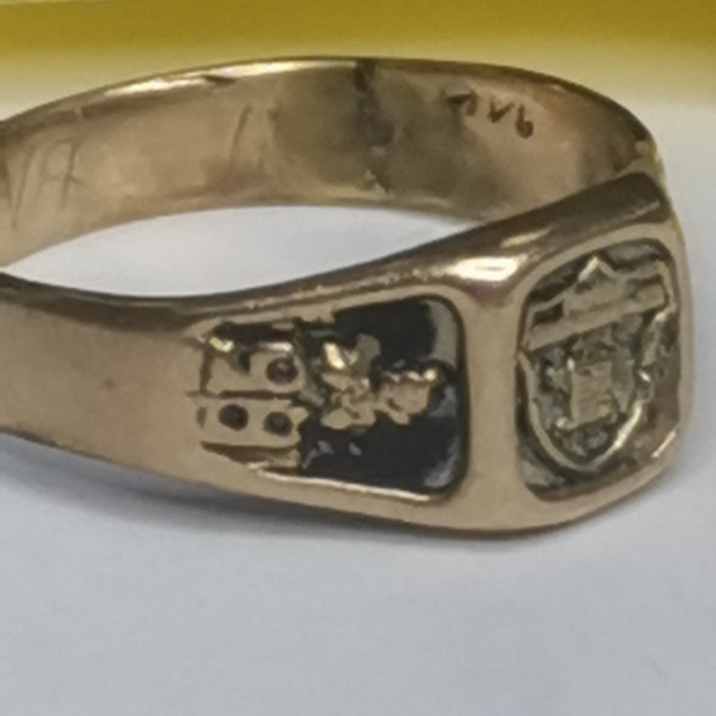 ANILLO DE GRADUACIÓN ORO 8 K 3.4 GRMS (SEMINUEVO)