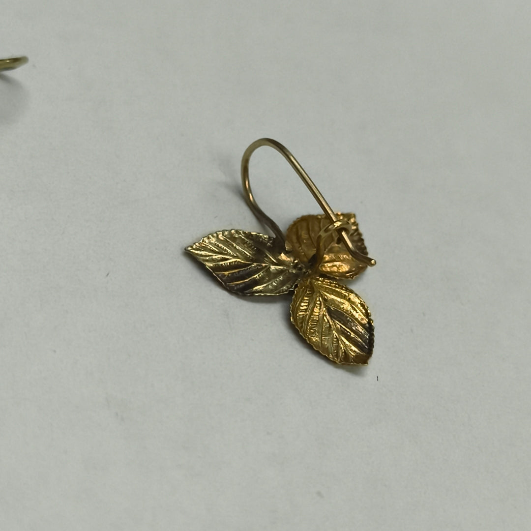 ARETES PAR ORO COMBINADO 10 K 1,50 GRMS (SEMINUEVO)