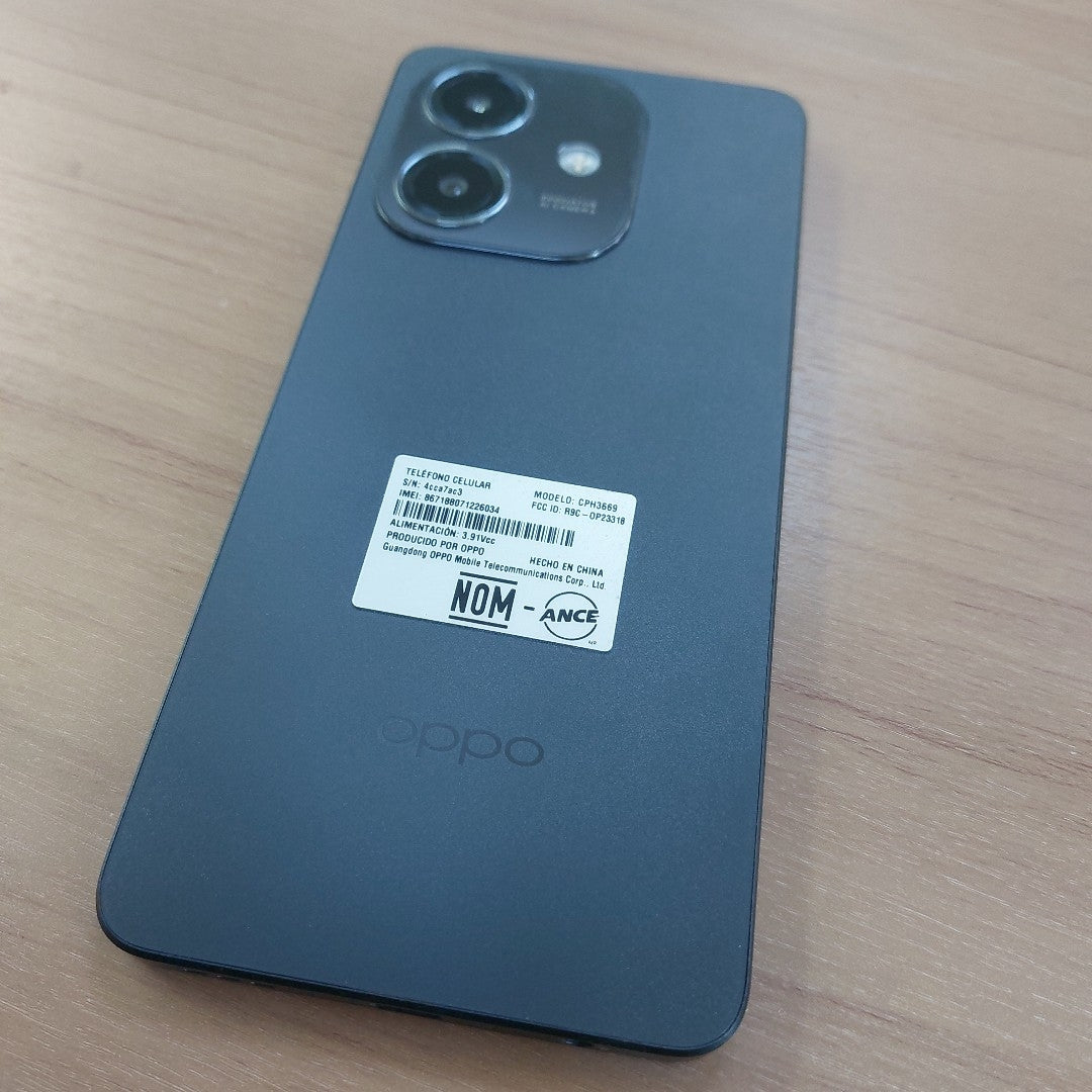 CELULAR OPPO A60 CPH3669 256 GB 8 GB RAM (SEMINUEVO)