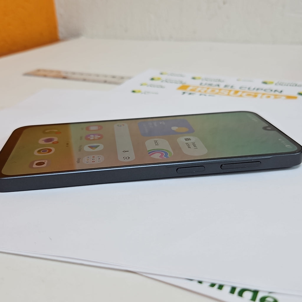 CELULAR SAMSUNG GALAXY A26 5G SM-A266M (2025) 128 GB 6 GB RAM (SEMINUEVO)