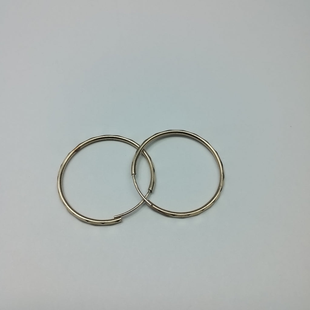 ARRACADAS PAR ORO 14 K 1.2 GRMS (SEMINUEVO)