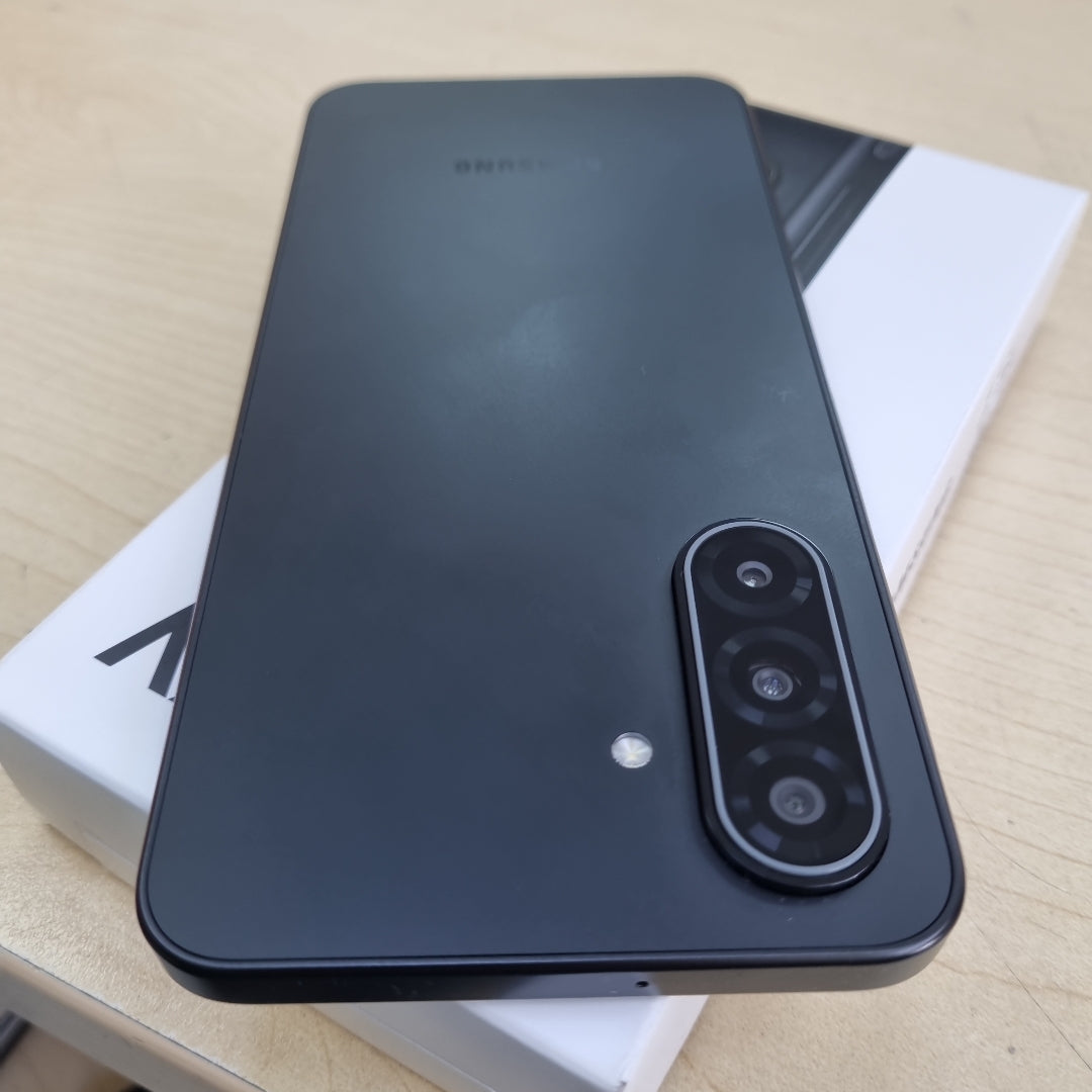 CELULAR SAMSUNG GALAXY A17 SM-A176B (2025) 128 GB 4 GB RAM (SEMINUEVO)