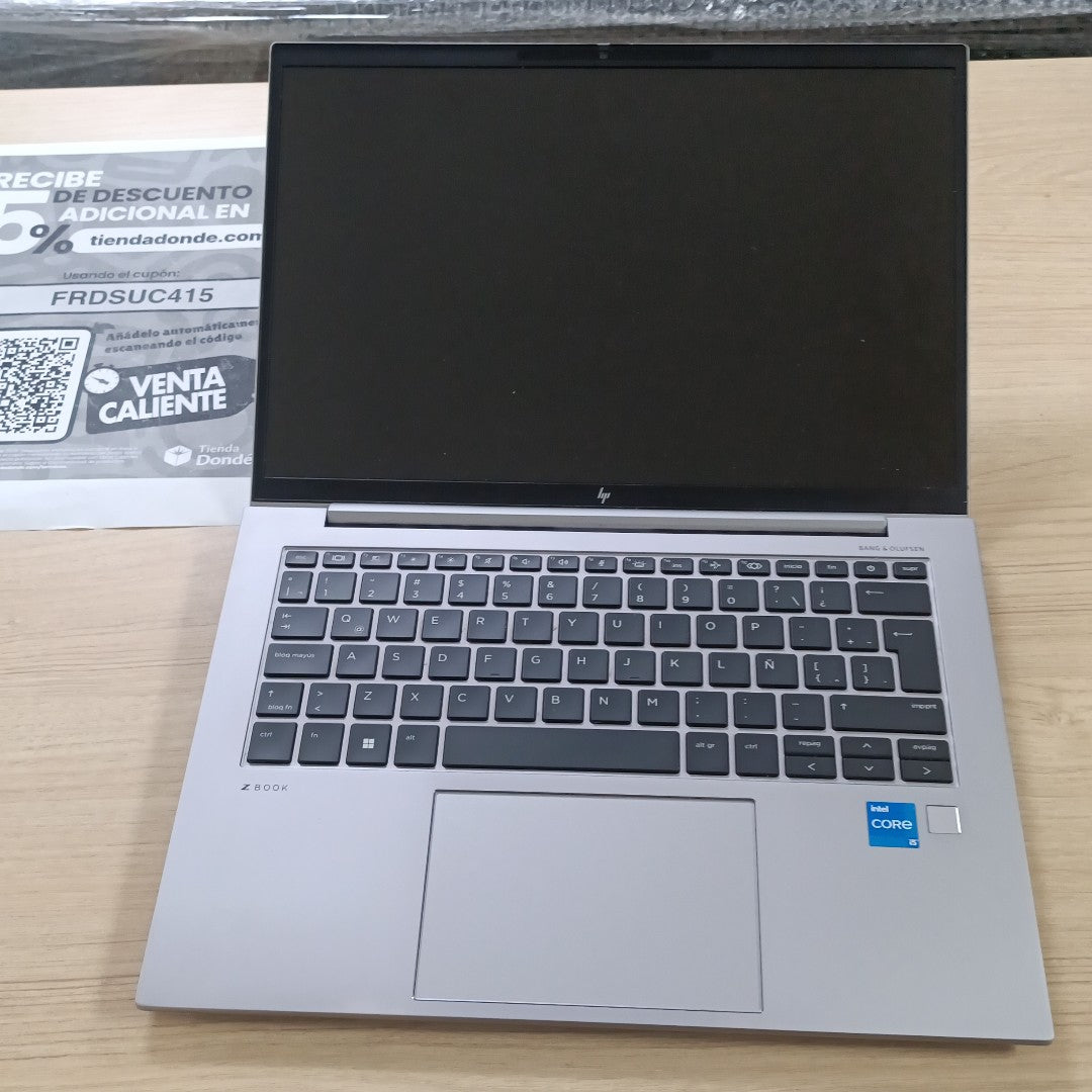 LAPTOP HP ZBOOK FIREFLY 14 G10 (2024) 256 GB SSD 16 GB RAM (SEMINUEVO)