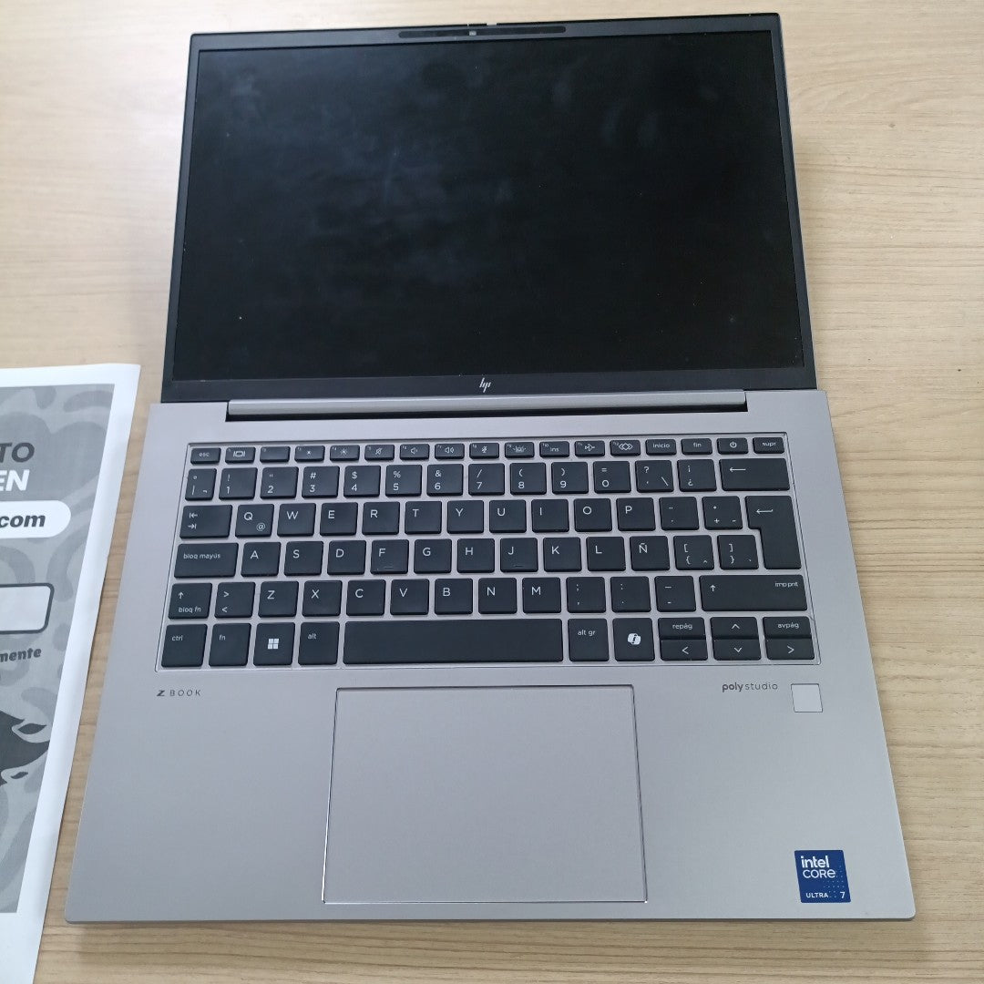 LAPTOP HP ZBOOK FIREFLY 14 G11 (2024) 512 GB SSD 16 GB RAM (SEMINUEVO)