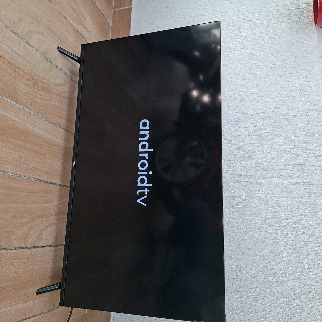 PANTALLA TCL 40Q3K (2025) 40" QLED 4K (SEMINUEVO)