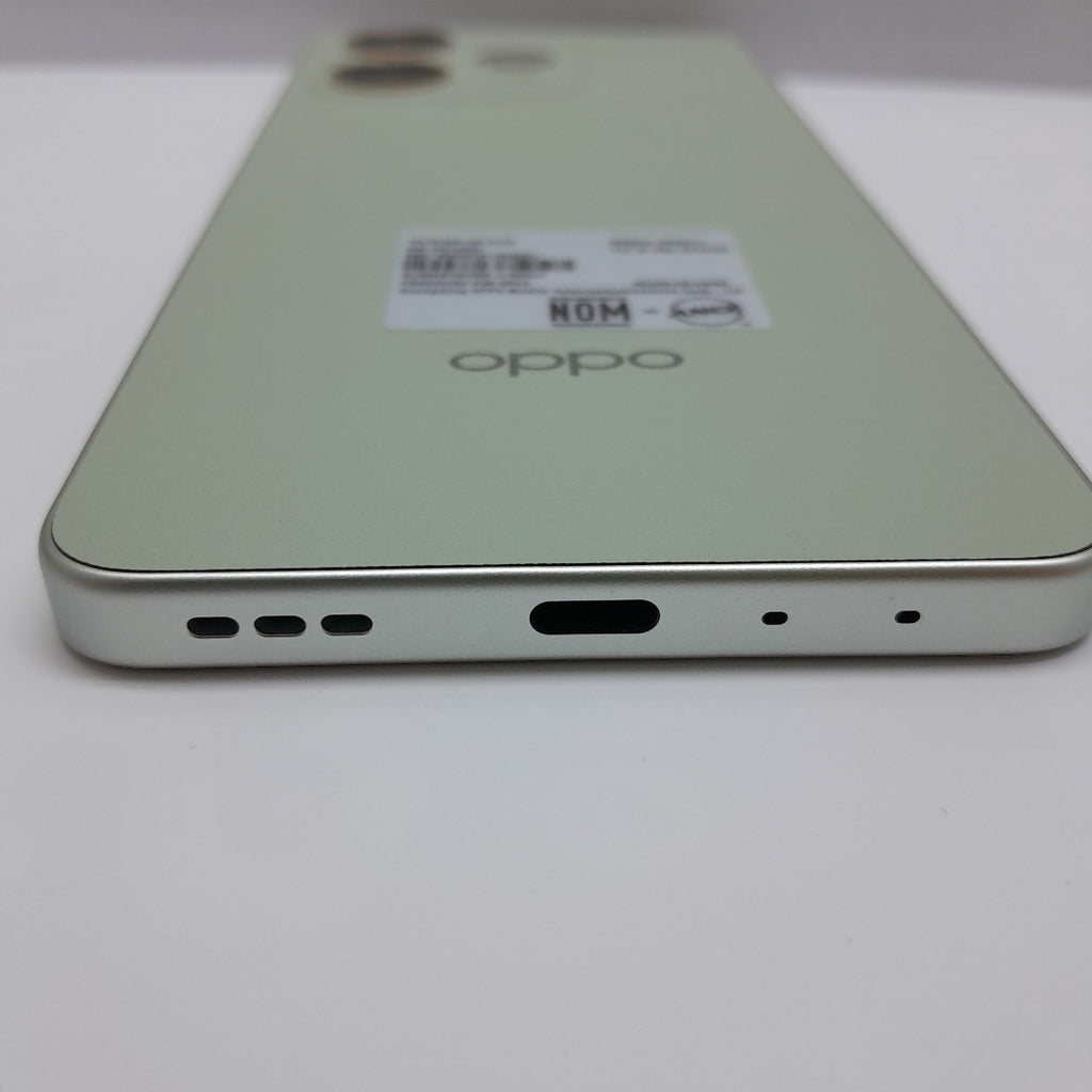 CELULAR OPPO A5 PRO CPH2711 (2025) 256 GB 8 GB RAM (SEMINUEVO)
