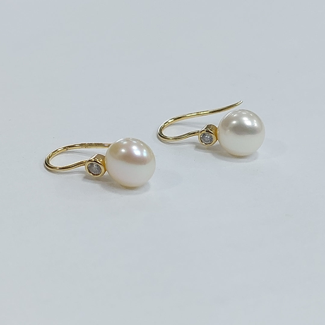ARETES PAR ORO 14 K 2.4 GRMS (SEMINUEVO)