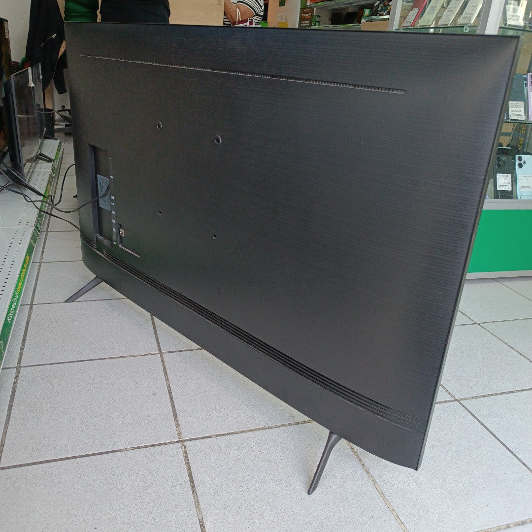 PANTALLA SAMSUNG UN55CU7000F (2023) 55" LED 4K (SEMINUEVO)