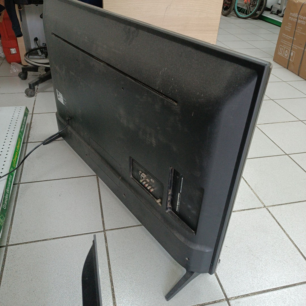 PANTALLA LG 49UN7100PUA (2021) 49" LED 4K (SEMINUEVO)