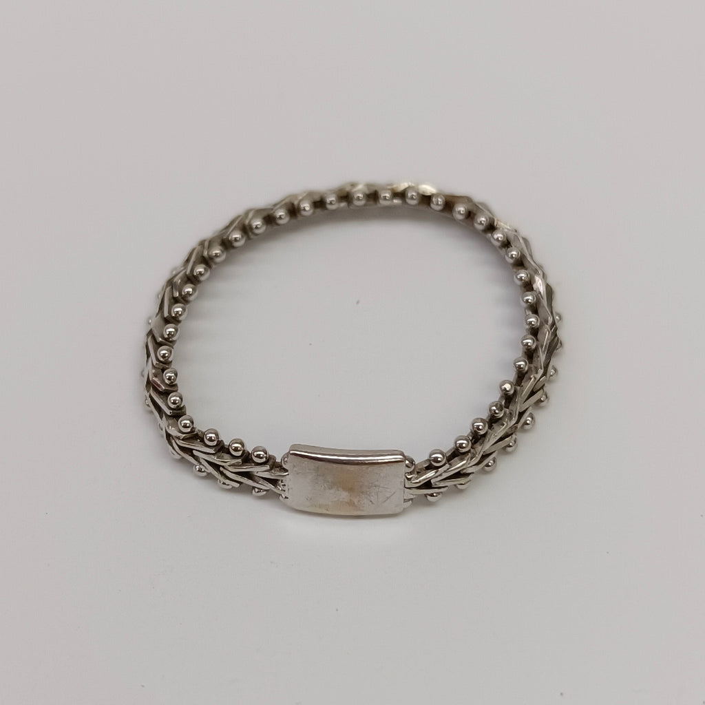 ANILLITO ORO BLANCO 14 K 1.6 GRMS (SEMINUEVO)