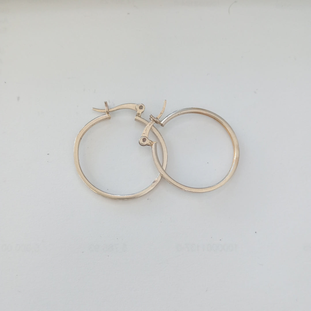 ARRACADAS PAR ORO, ORO COMBINADO 8 K 2.3 GRMS (SEMINUEVO)