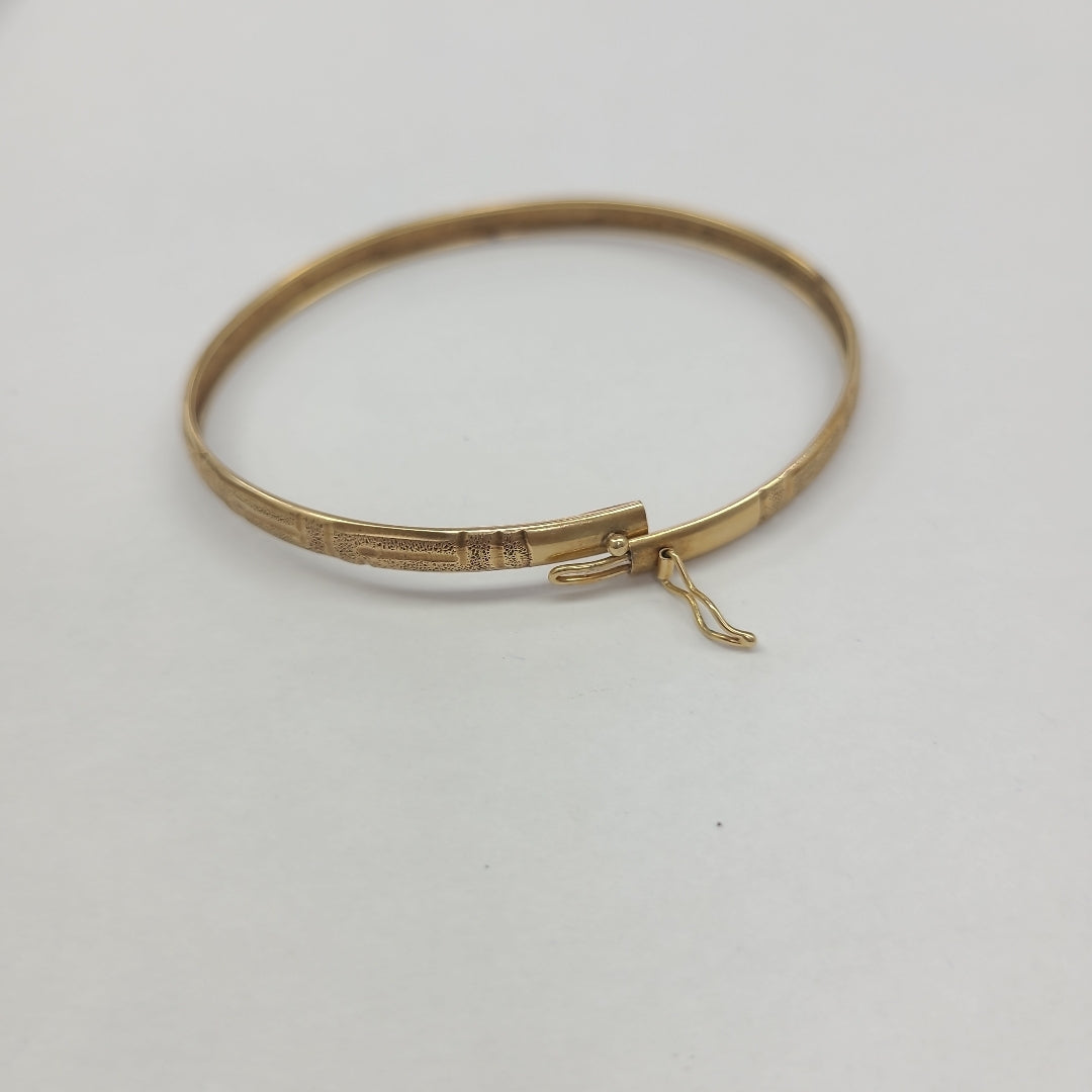 PULSERA RIGIDA ORO 10 K 3.7 GRMS (SEMINUEVO)