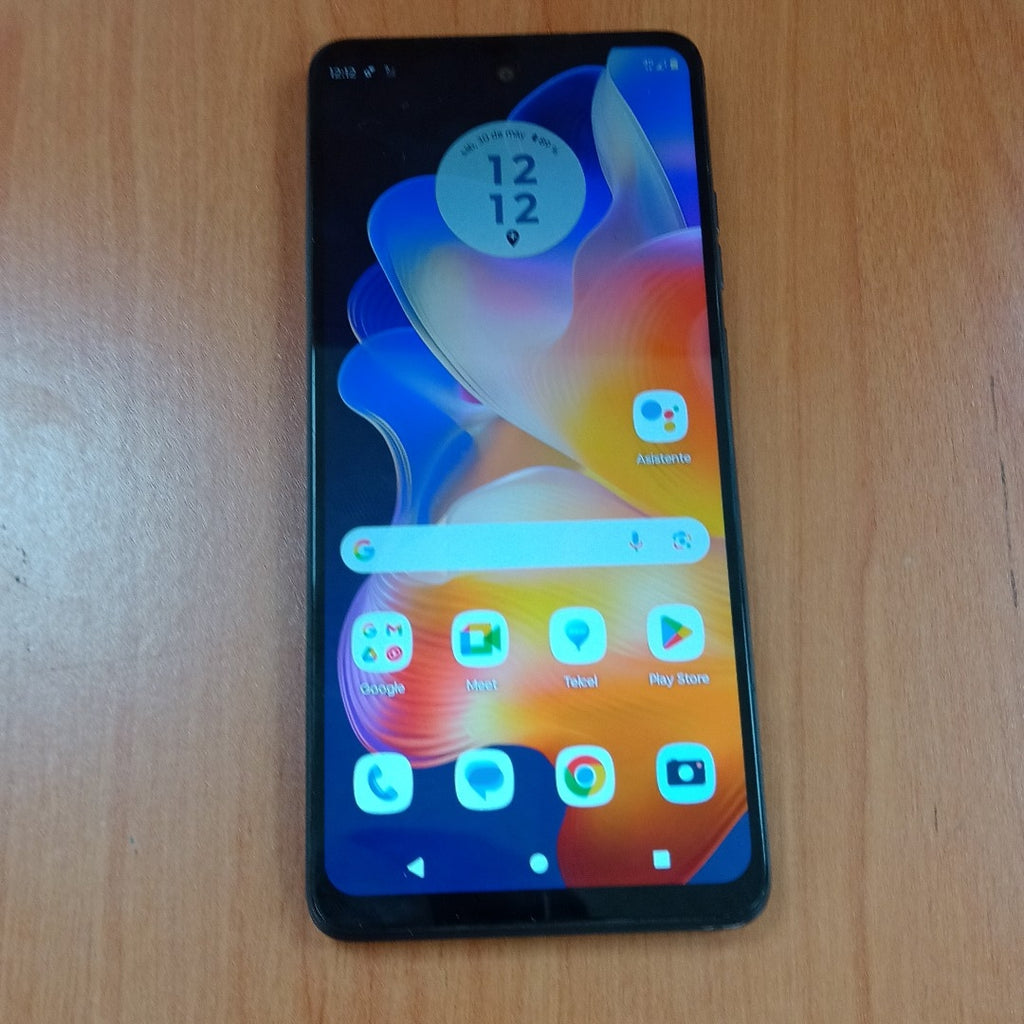 CELULAR MOTOROLA MOTO G24 XT2423-1 (2024) 256 GB 4 GB RAM (SEMINUEVO)