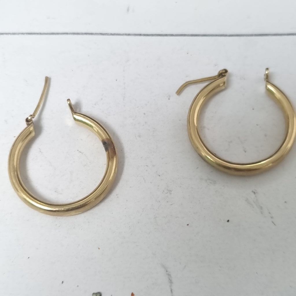 ARRACADAS PAR ORO 14 K 3.4 GRMS (SEMINUEVO)