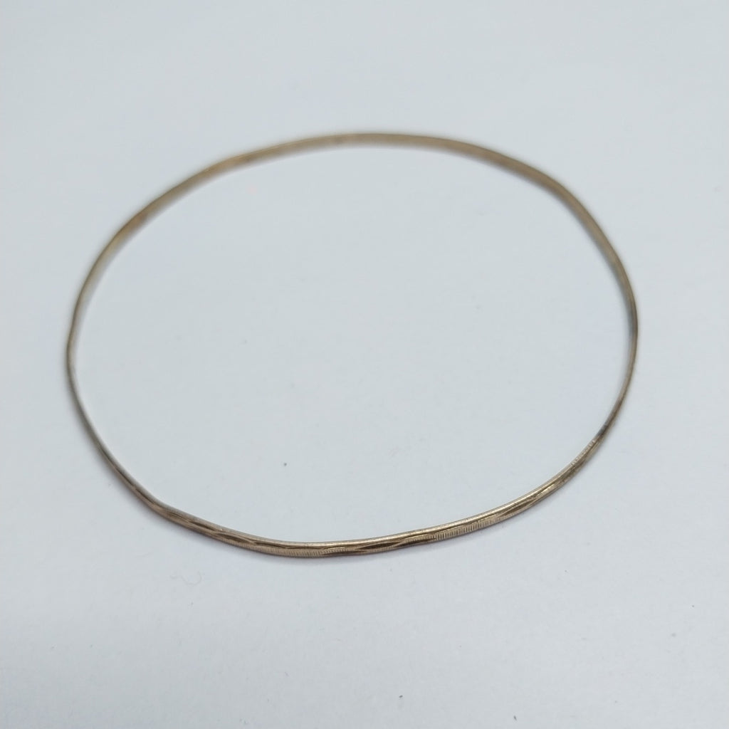 PULSERA RIGIDA ORO 8 K 3.8 GRMS (SEMINUEVO)