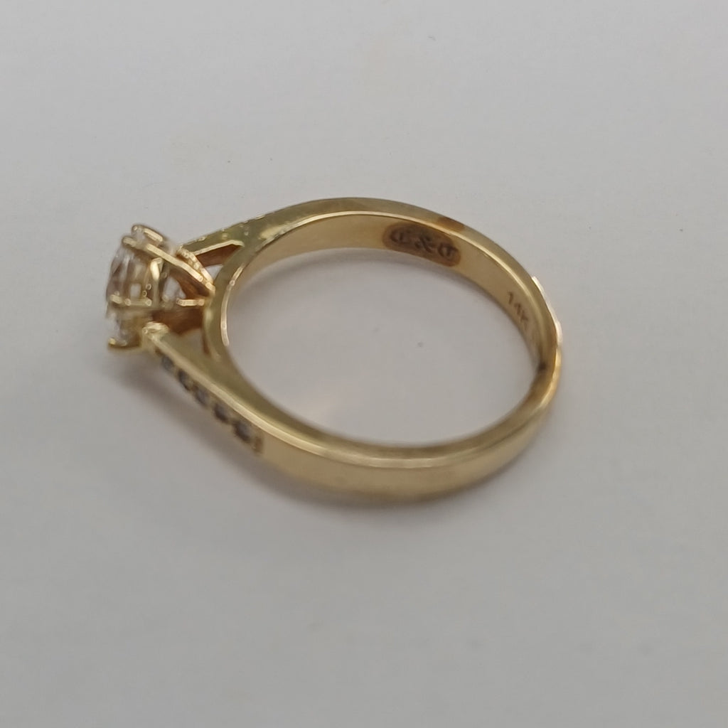 SOLITARIO ORO 10 K 3.7 GRMS (SEMINUEVO)