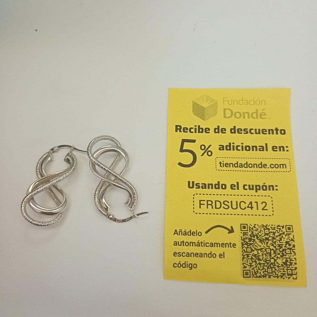 ARETES PAR ORO 14 K 2.5 GRMS (SEMINUEVO)