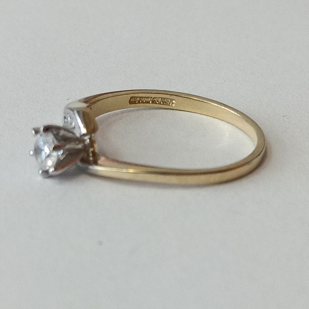 SOLITARIO ORO 10 K 2,40 GRMS (SEMINUEVO)