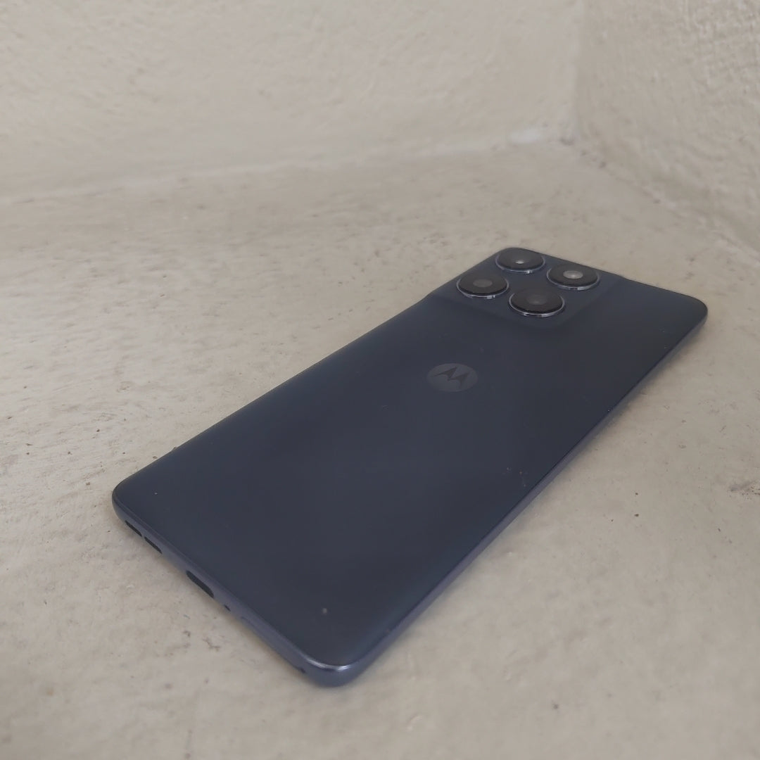 CELULAR MOTOROLA EDGE 60 FUSION XT2503-3 (2025) 512 GB 12 GB RAM (SEMINUEVO)