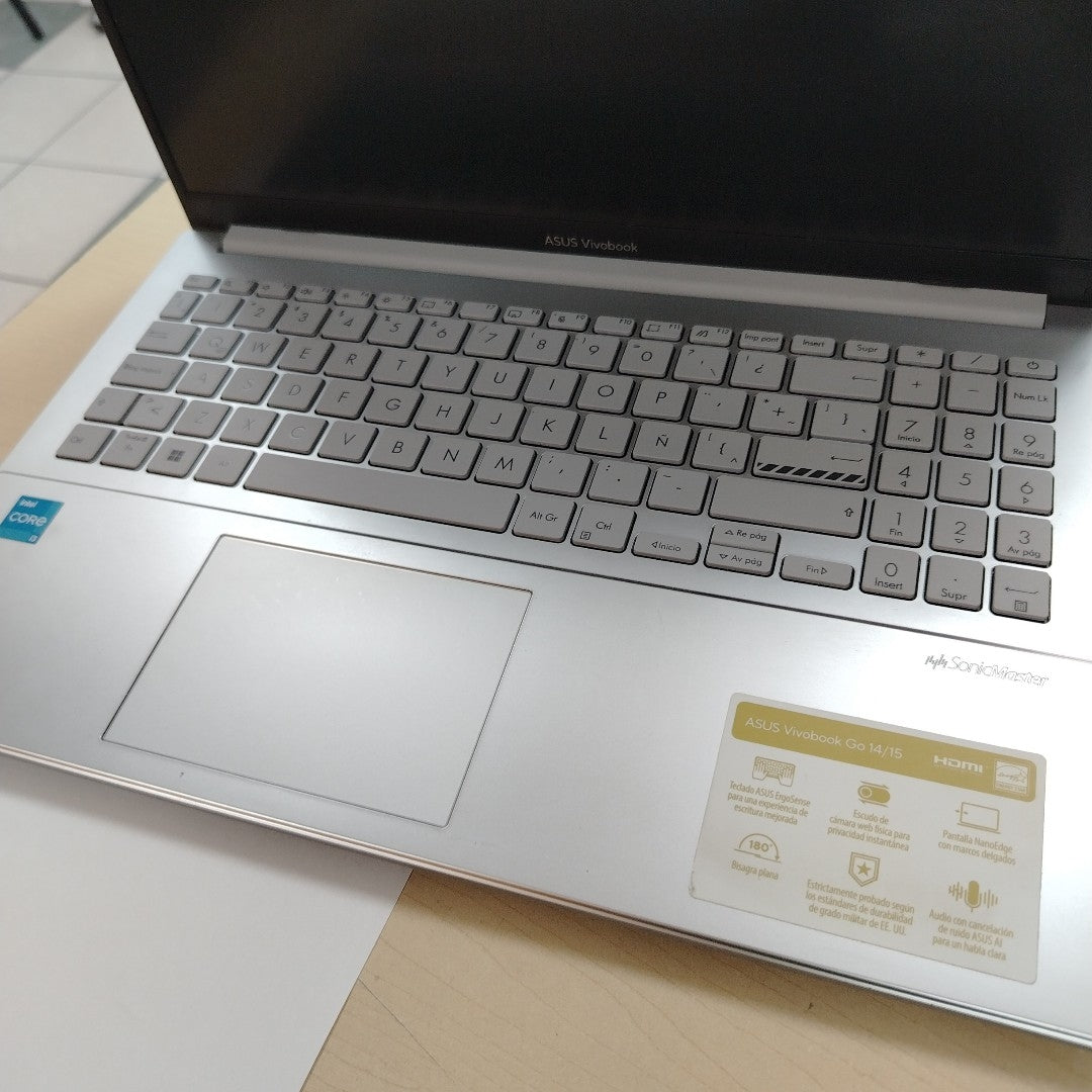 LAPTOP ASUS VIVOBOOK GO 15 E1504GA-NJ163W (2025) 512 GB SSD 8 GB RAM (SEMINUEVO)