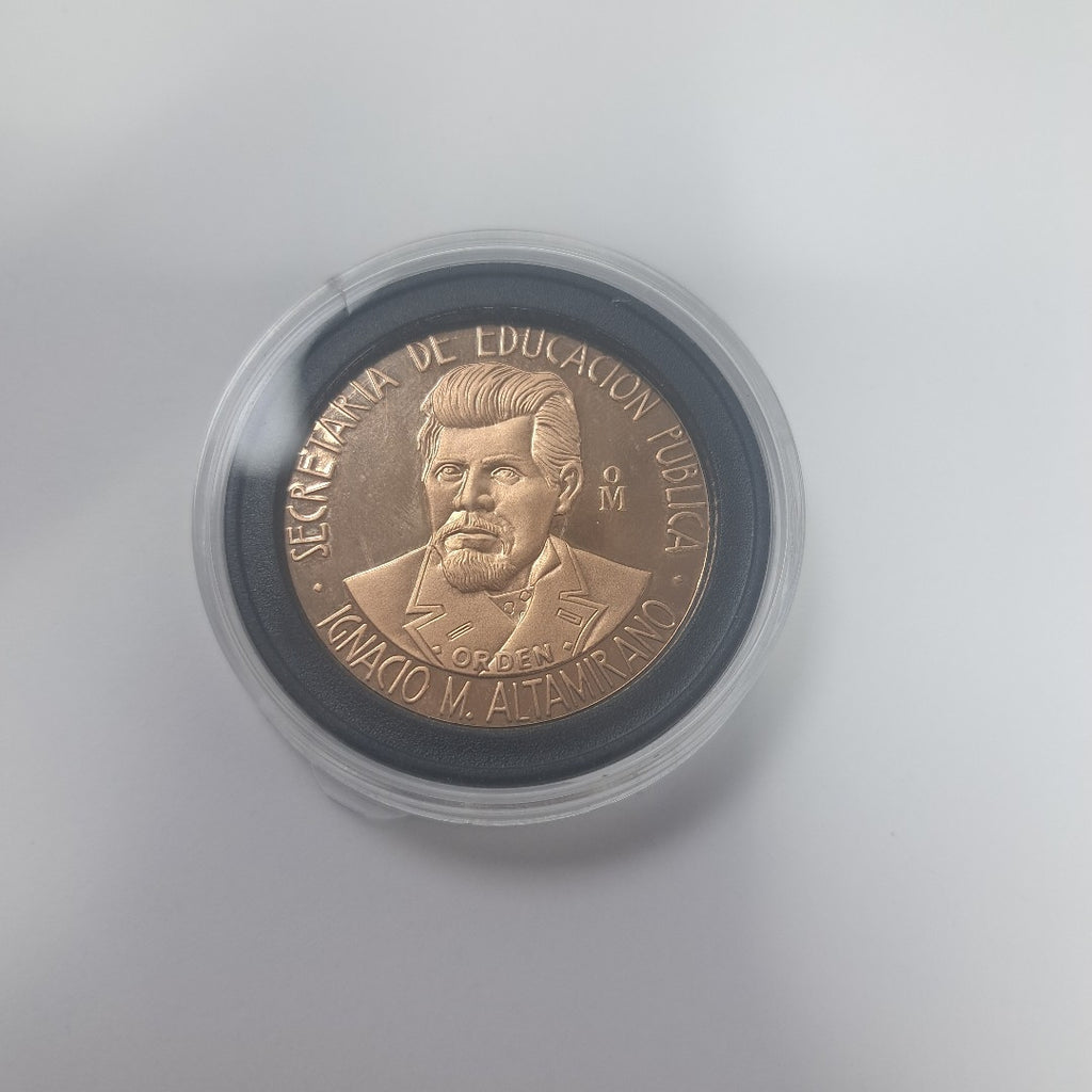 MEDALLA CONMEMORATIVA ORO 21 K 42,10 GRMS (SEMINUEVO)