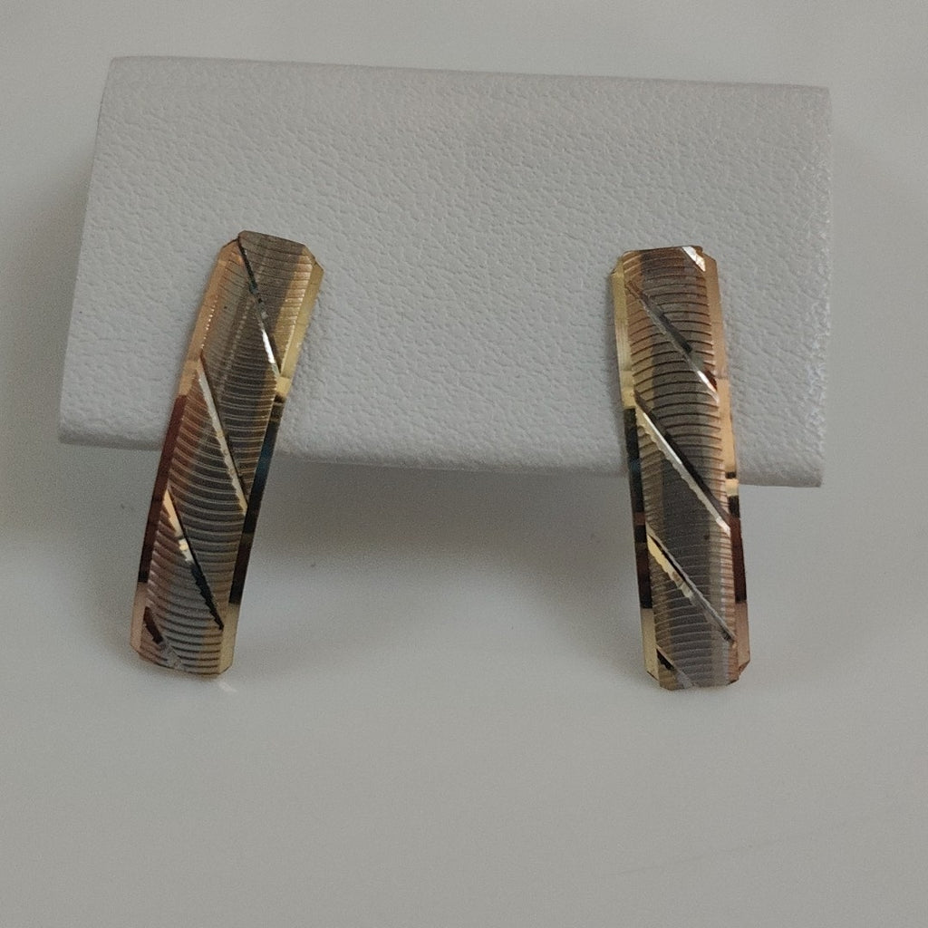 ARETES PAR ORO COMBINADO 14 K 1.2 GRMS (SEMINUEVO)
