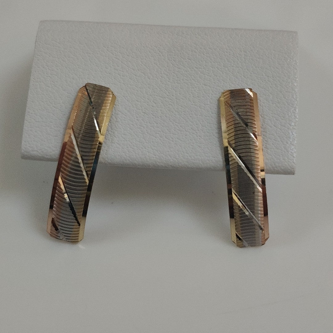 ARETES PAR ORO COMBINADO 14 K 1.2 GRMS (SEMINUEVO)