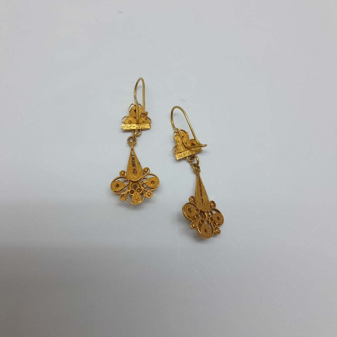 ARETES PAR ORO 8 K 2.7 GRMS (SEMINUEVO)