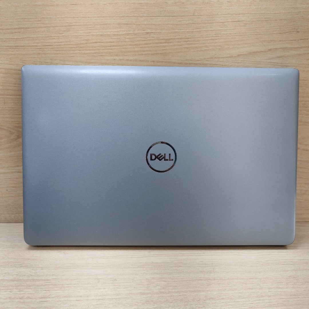LAPTOP DELL LATITUDE 5550 (2024) 512 GB SSD 16 GB RAM (SEMINUEVO)