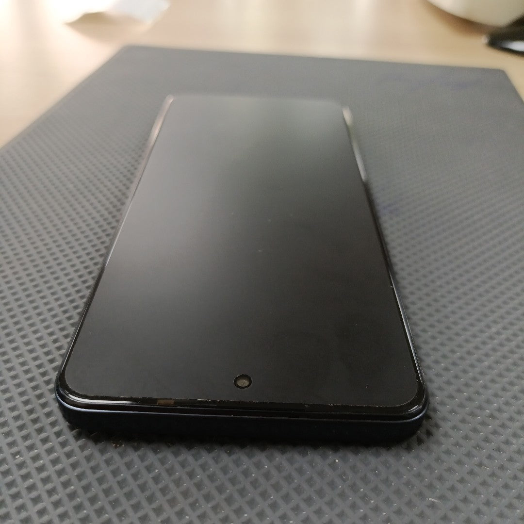 CELULAR OPPO A80 5G CPH2639 (2024) 256 GB 8 GB RAM (SEMINUEVO)