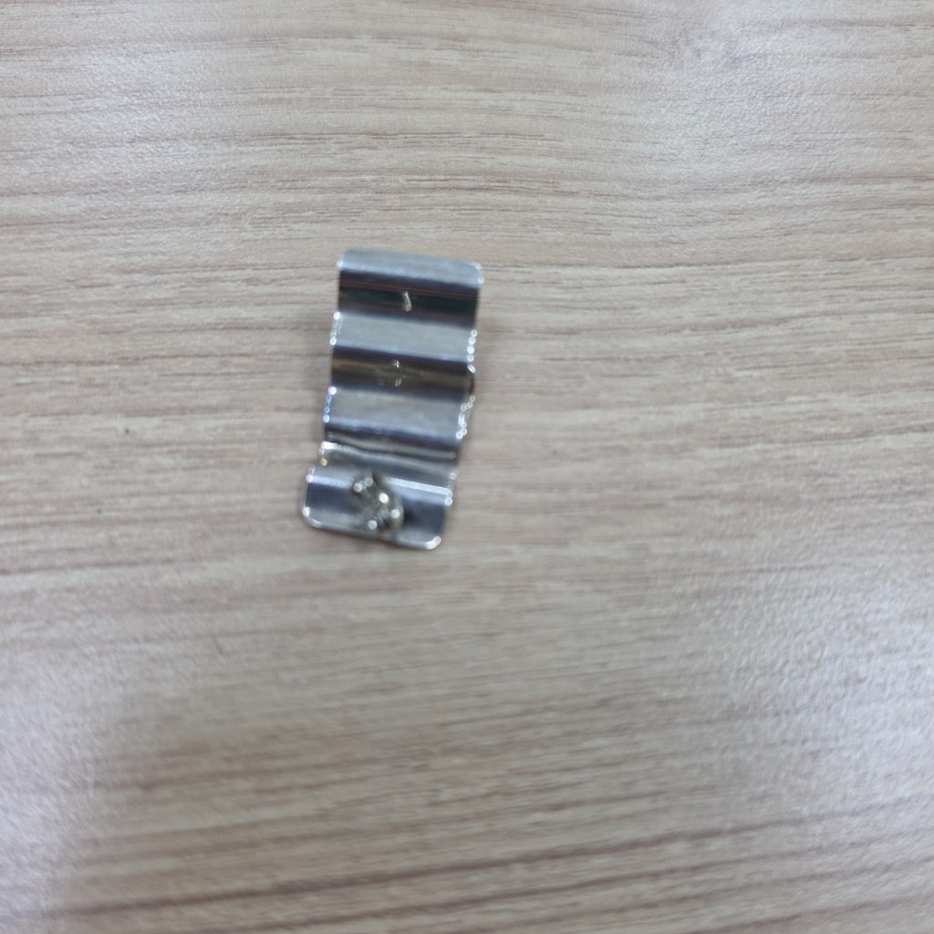 ARETES PAR PLATA 2.9 GRMS (SEMINUEVO)