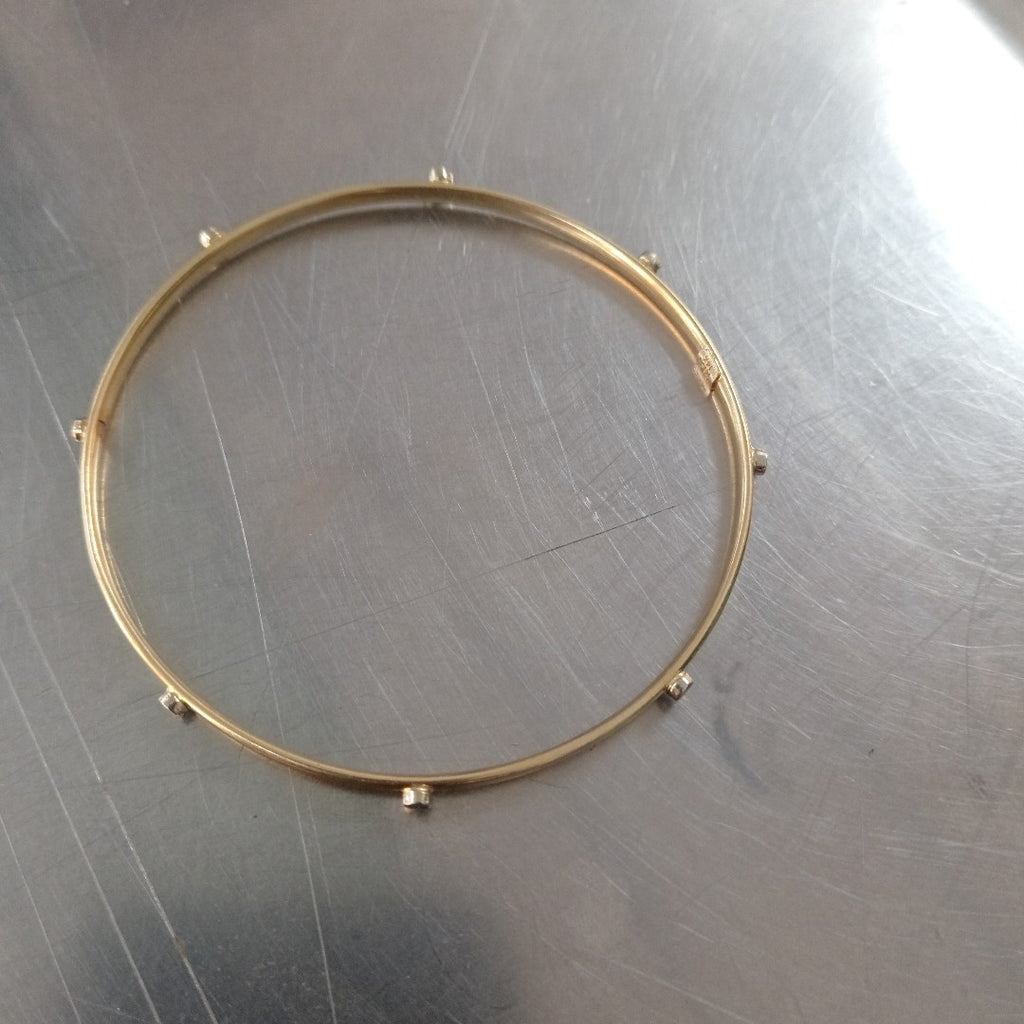 PULSERA RIGIDA ORO COMBINADO 14 K 5.4 GRMS (SEMINUEVO)