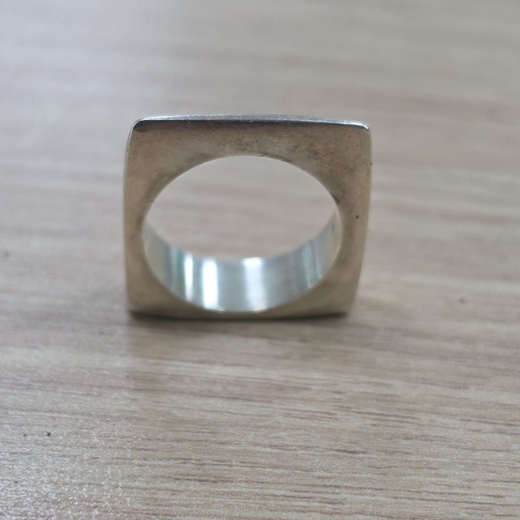 ANILLITO PLATA 8.3 GRMS (SEMINUEVO)