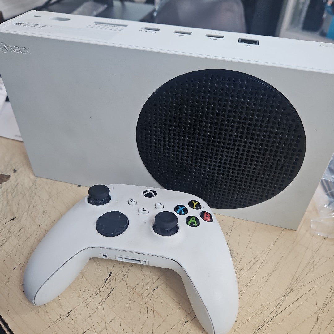 CONSOLA DE VIDEOJUEGO MICROSOFT XBOX SERIES S 512 GB SSD (SEMINUEVO)