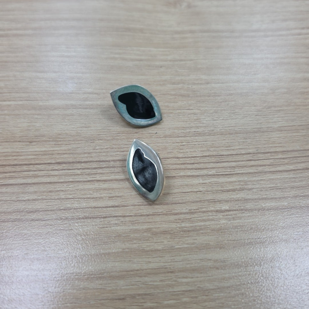 ARETES PAR PLATA 9 GRMS (SEMINUEVO)