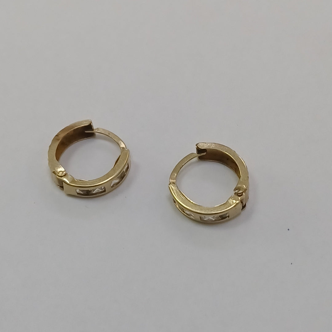 ARRACADAS PAR ORO 10 K 1.3 GRMS (SEMINUEVO)