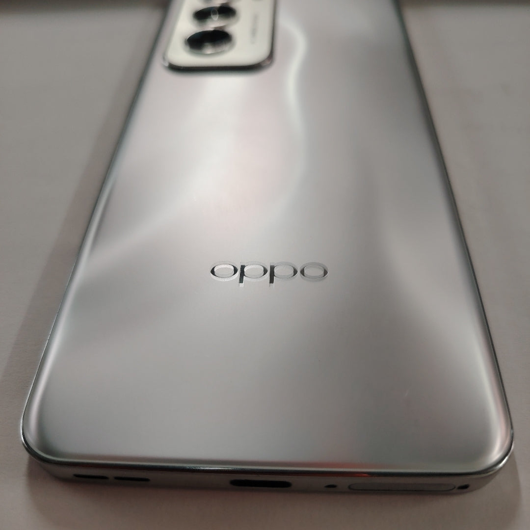 CELULAR OPPO RENO12 5G CPH2625 (2024) 512 GB 12 GB RAM (SEMINUEVO)
