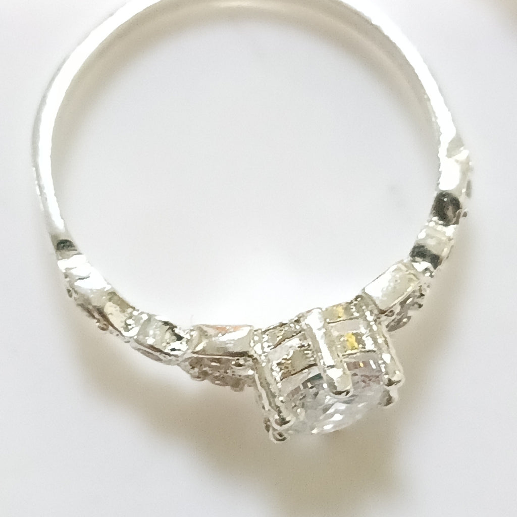 ANILLITO PLATA 4.5 GRMS (SEMINUEVO)