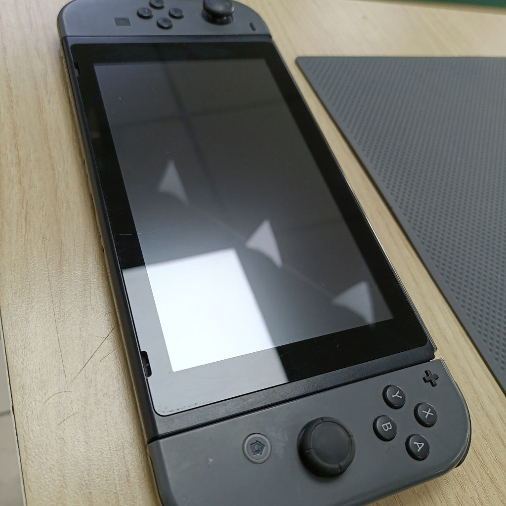 CONSOLA DE VIDEOJUEGO NINTENDO SWITCH 32 GB (SEMINUEVO)