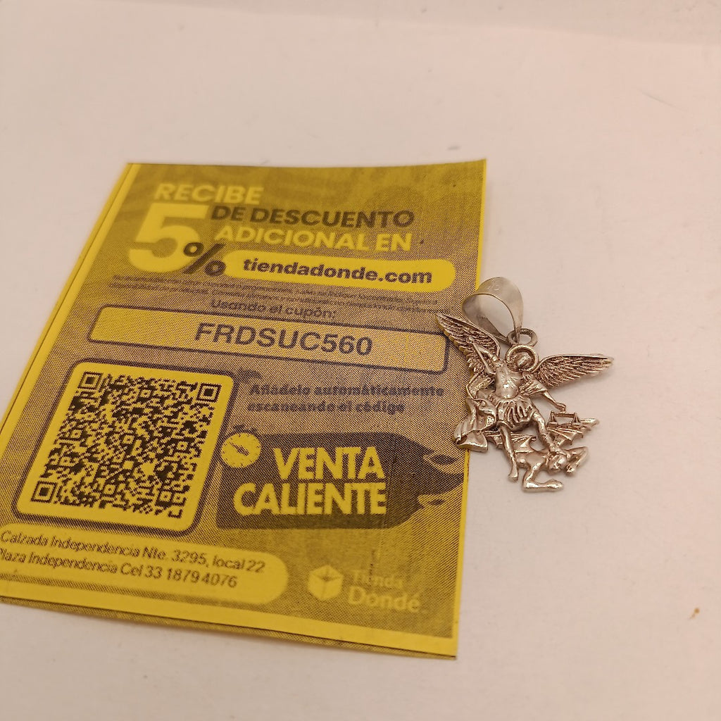 DIJE PLATA 3.8 GRMS (SEMINUEVO)