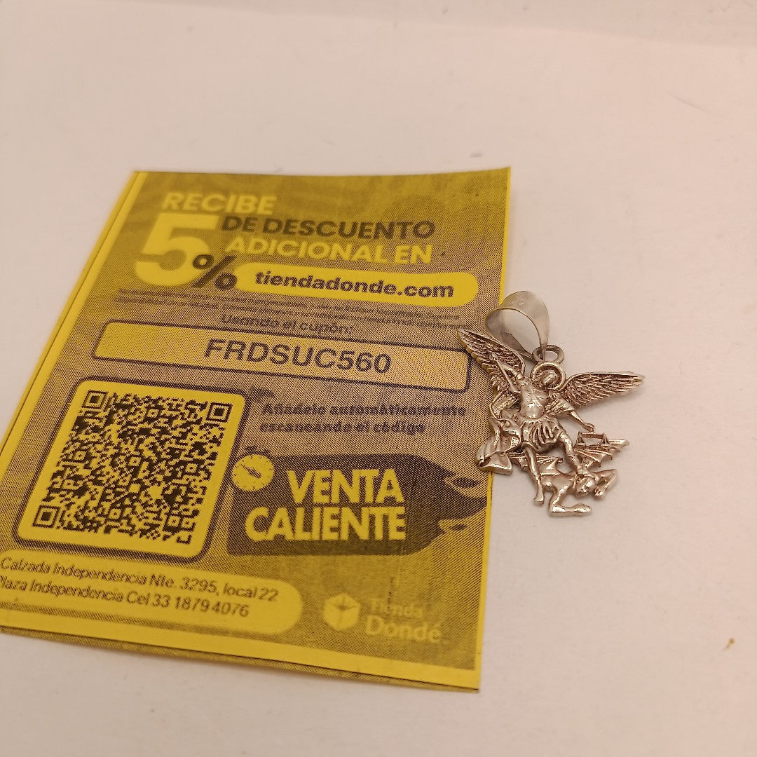 DIJE PLATA 3.8 GRMS (SEMINUEVO)