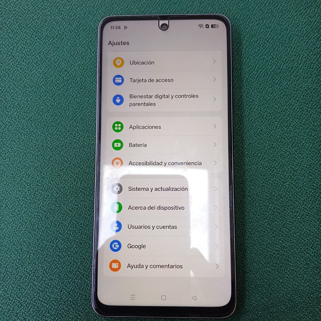 CELULAR OPPO A5 PRO 5G CPH2695 (2025) 256 GB 8 GB RAM (SEMINUEVO)