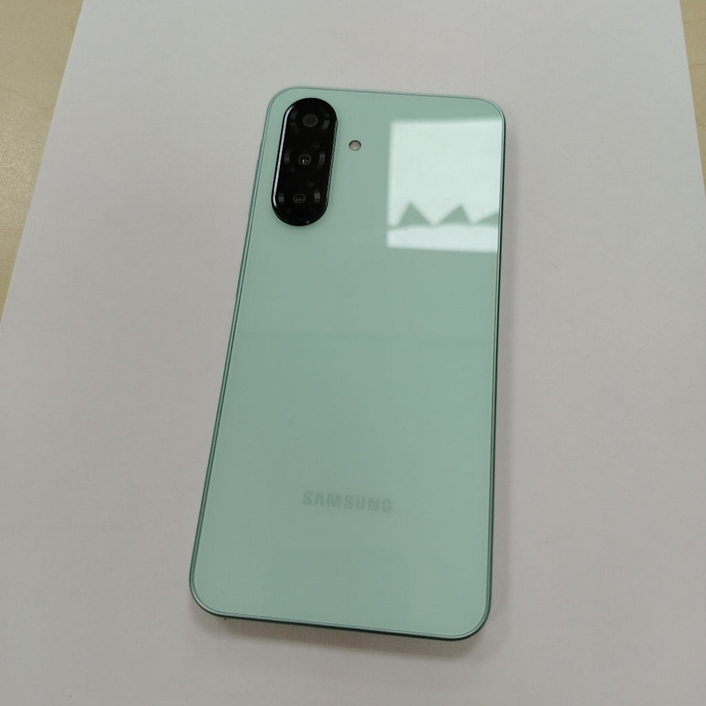 CELULAR SAMSUNG GALAXY A26 5G SM-A266M (2025) 128 GB 6 GB RAM (SEMINUEVO)