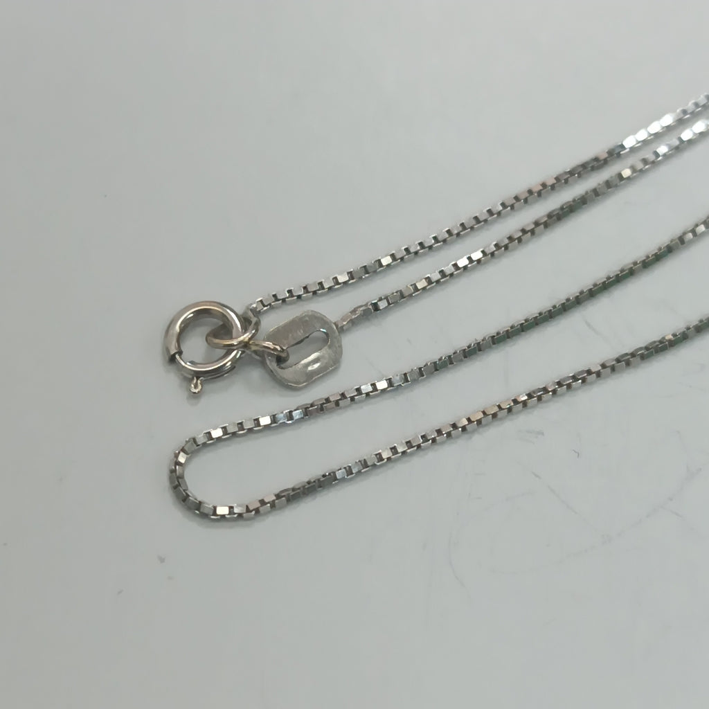 CADENA ORO BLANCO 14 K 1.2 GRMS (SEMINUEVO)
