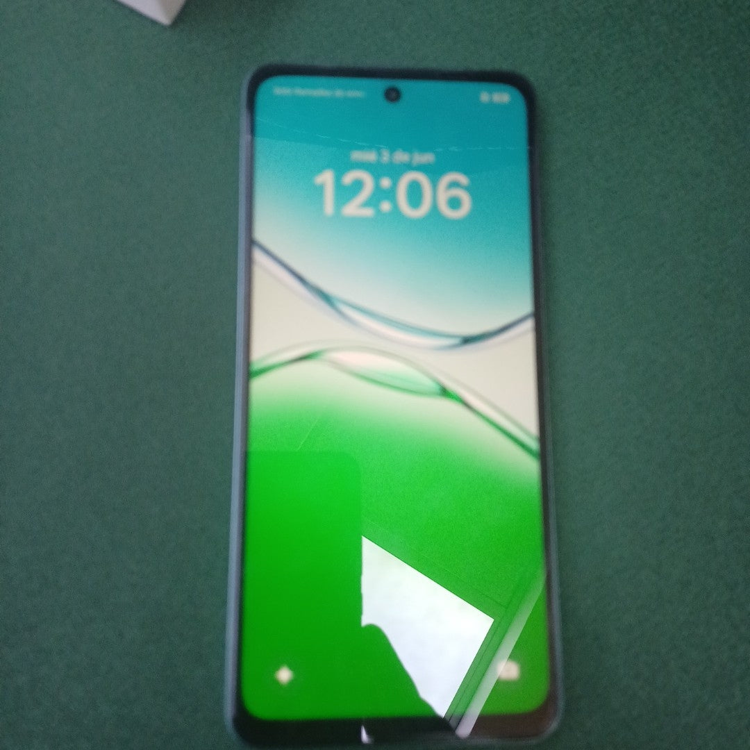 CELULAR OPPO A5 CPH2727 (2025) 256 GB 4 GB RAM (SEMINUEVO)