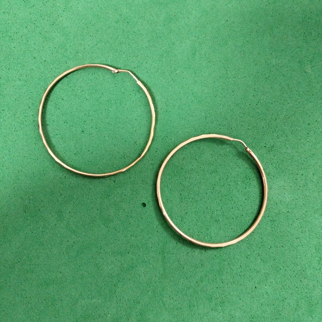 ARRACADAS PAR ORO 8 K 3.2 GRMS (SEMINUEVO)